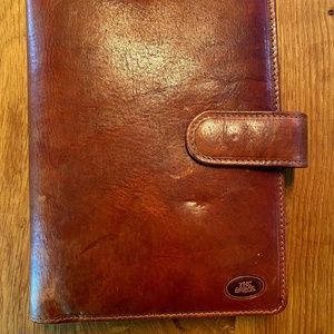 The Bridge Leather Organizer